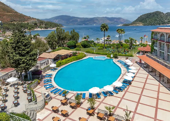 Marti La Perla - Adult Only+16