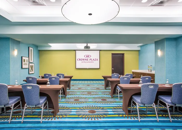 Romantic hotel: Crowne Plaza Hotel & Resorts Fort Lauderdale Airport/ Cruise By Ihg