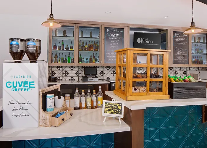 Cheap hotels Indigo Austin Downtown - University By Ihg