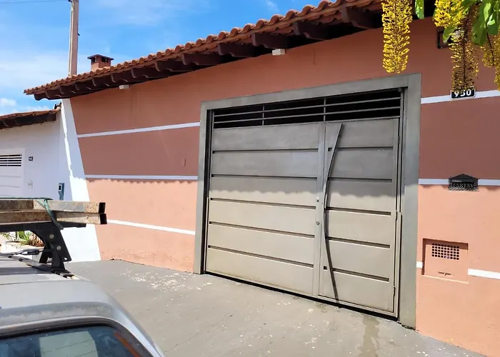 Casa temporada com piscina para 6 pessoas