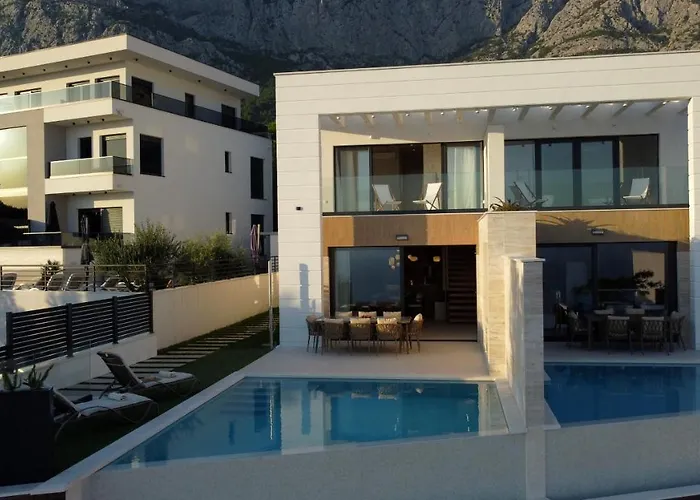 Villa Rosemary West - Heated Infinity Swimming Pool - Jacuzzi - Sea View