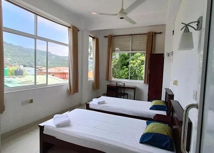 Smile Hub -Youth Hostel-