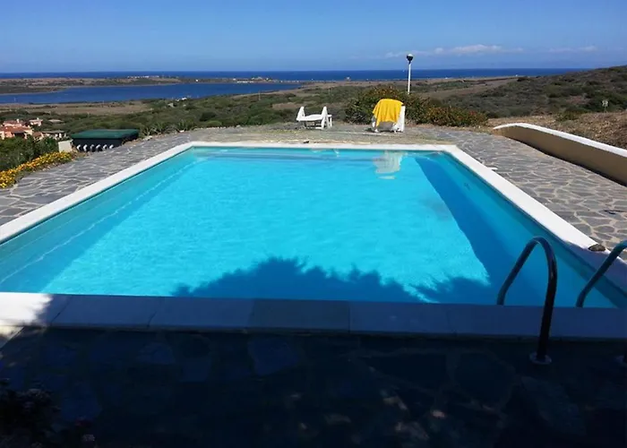 Villa Aura