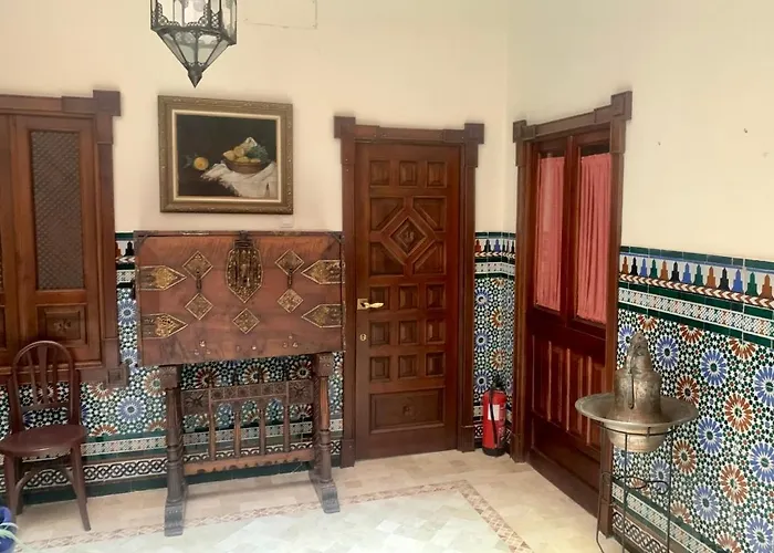Recaredo Apartments