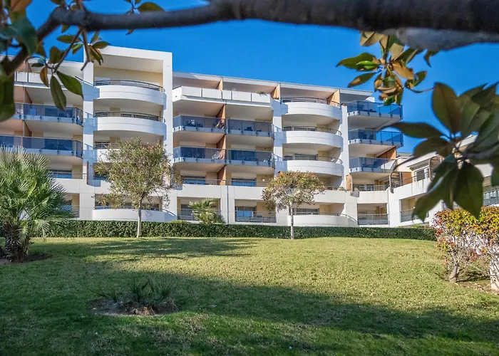 Nemea Appart Hotel Le Lido Cagnes Sur Mer