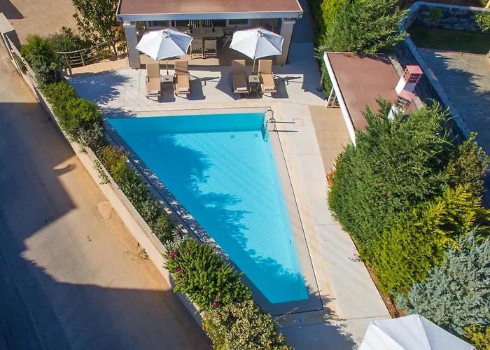 Villa Penelope With Private Heated Pool