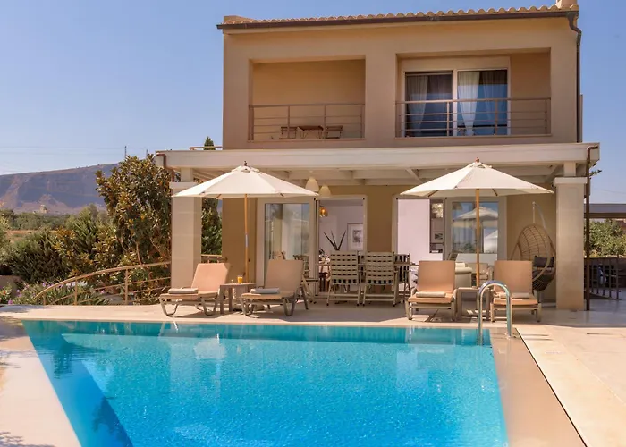 Villa Penelope With Private Heated Pool