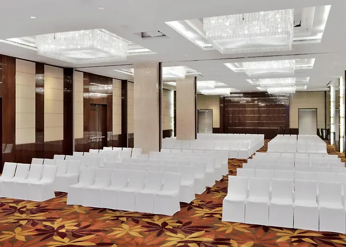 5 star hotels Kochi Marriott