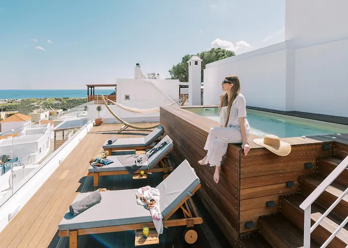 Kalathos Square Luxury Suites