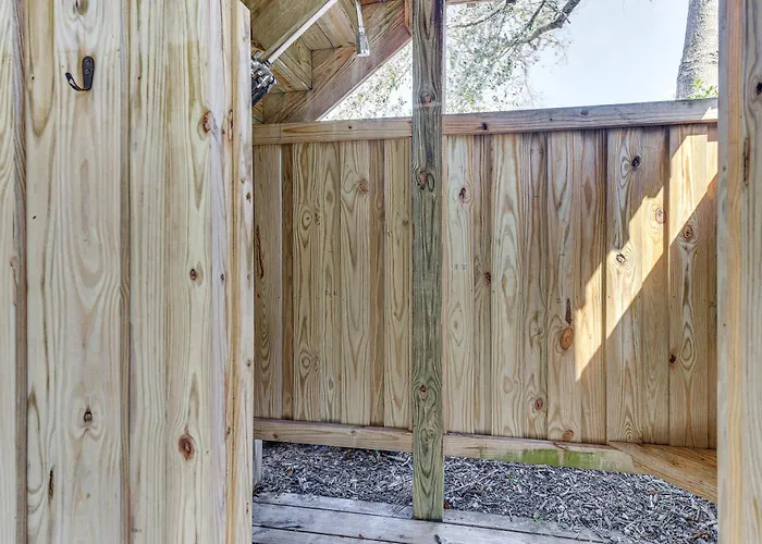 Oak Island Home W/ Pool: Walk To Long Beach!
