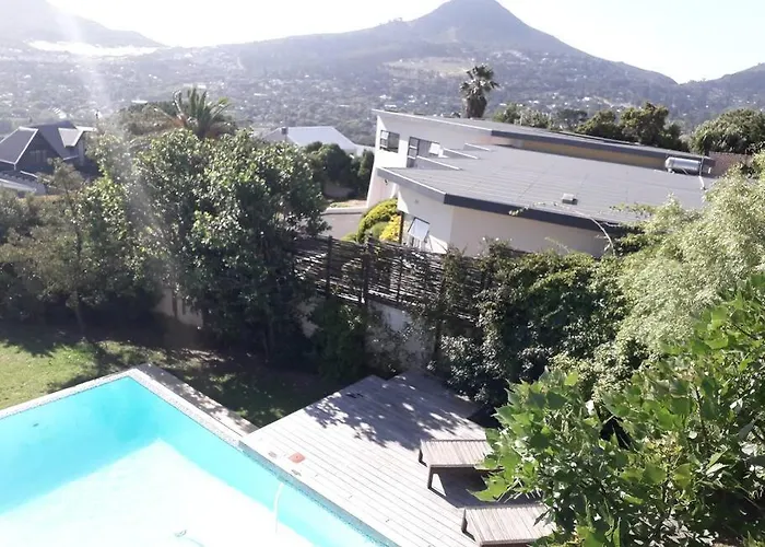 Luxury 12 Bed Villa, Amazing Views, Solar Power