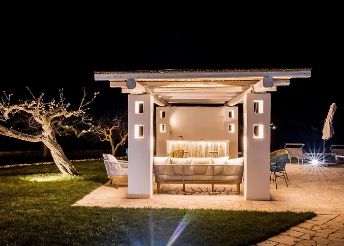 Borgo Chiancarosa, Esclusivi Trulli Con Piscina Riscaldata