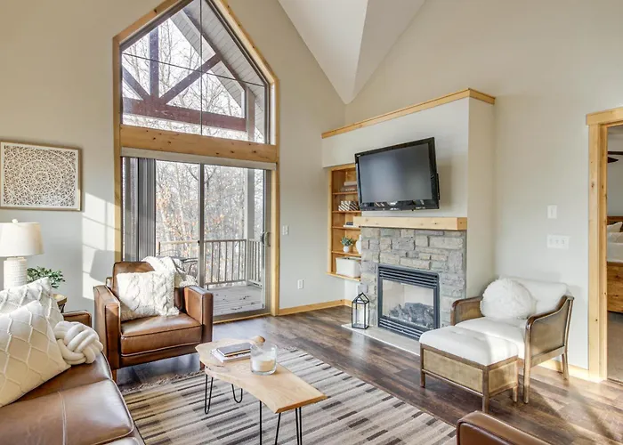 Nisswa Townhome W/ Boat Slip + Gull Lake Access!