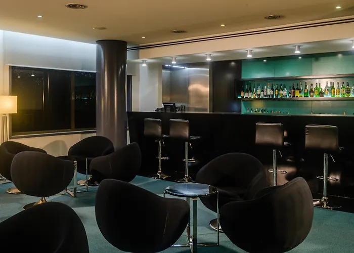 Hotel com tênis: Hotel Torre Mar
