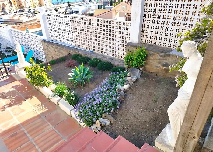 Evans Realty Al Villa & Piscina & Garaje & Playa