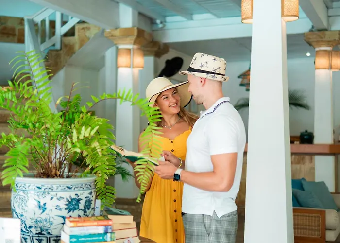 Romantic hotel: Villa Almarik Resort