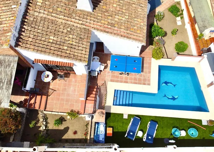 Evans Realty Al Villa & Piscina & Garaje & Playa