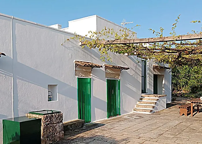 LA PILA masseria salentina con piscina 3 camere con 6 PL si animali domestici