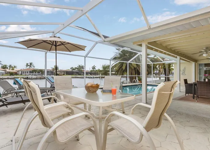 Villa Catalina Isles - Holidays In Paradise