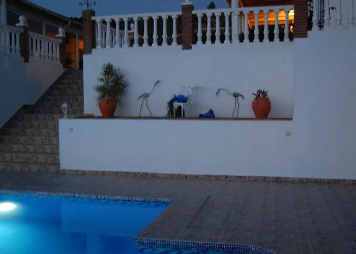 Der Thron Von Torrox - Villa Sorpresa