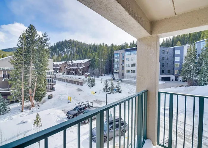 Ski-In/Ski-Out Winter Park Condo W/ Mountain Views