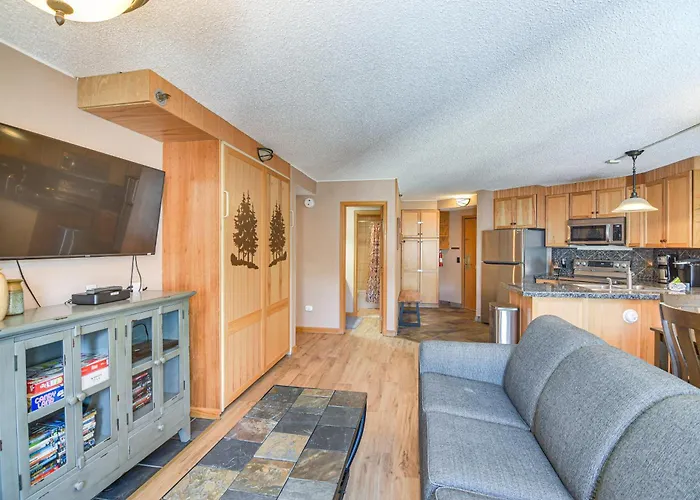 Ski-In/Ski-Out Winter Park Condo W/ Mountain Views