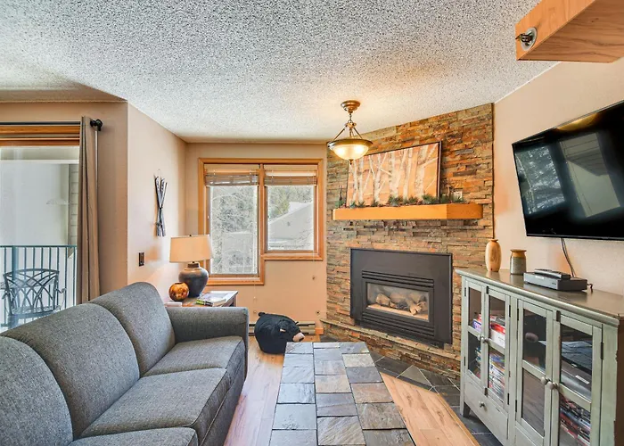 Ski-In/Ski-Out Winter Park Condo W/ Mountain Views