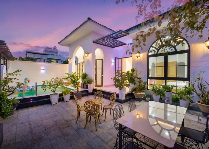New And Spacious Villa With 3 Private Bedrooms And Swimming Pool, 5 Minutes To Han River, Free Parking