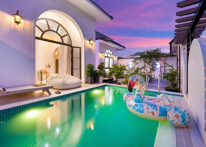 Riverside Villa: Spacious 3-Bedroom Retreat with Pool