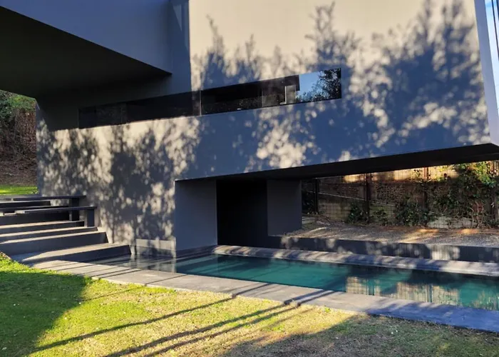 The Black Line House