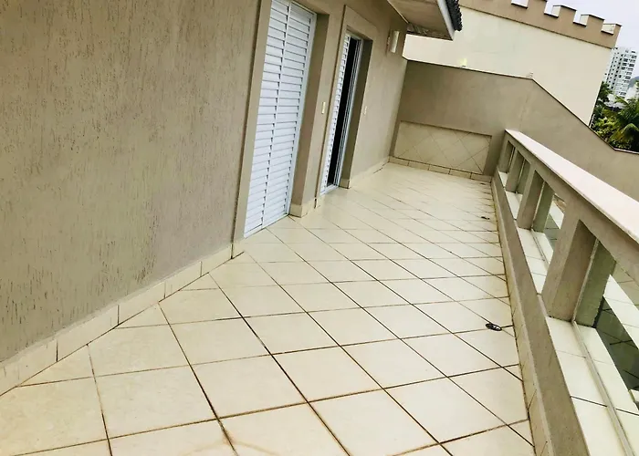 Linda Casa para 10 pessoas