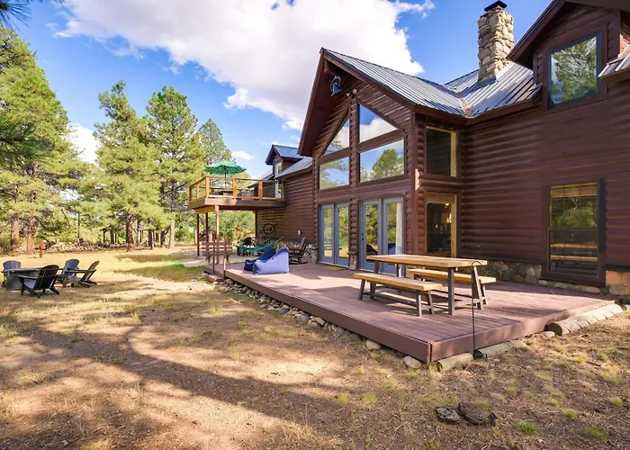 Spacious & Quiet Pagosa Springs Cabin W/ Deck!