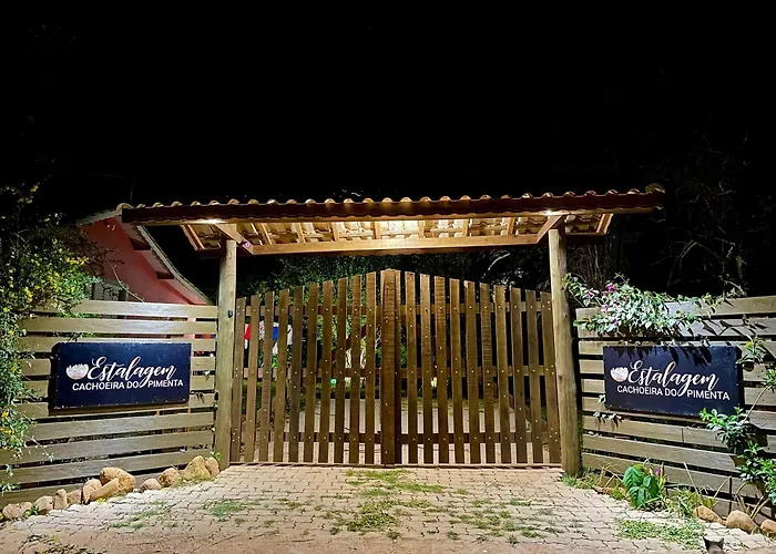  Estalagem Cachoeira do Pimenta