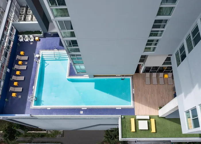 Airport Hotel: Atwell Suites Miami Brickell By Ihg