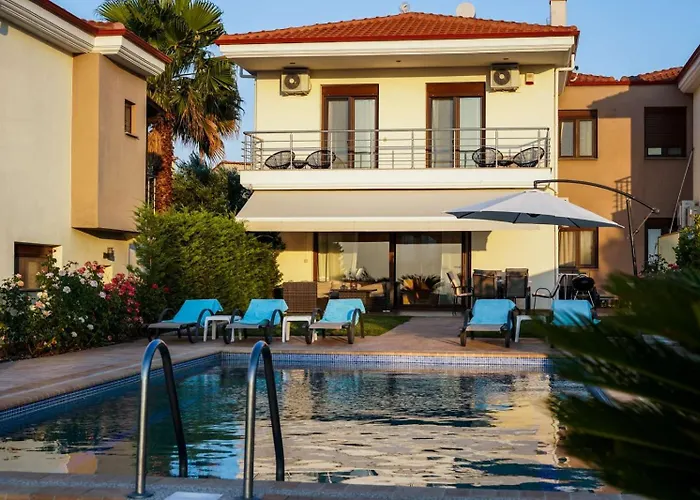 Sunset Villa