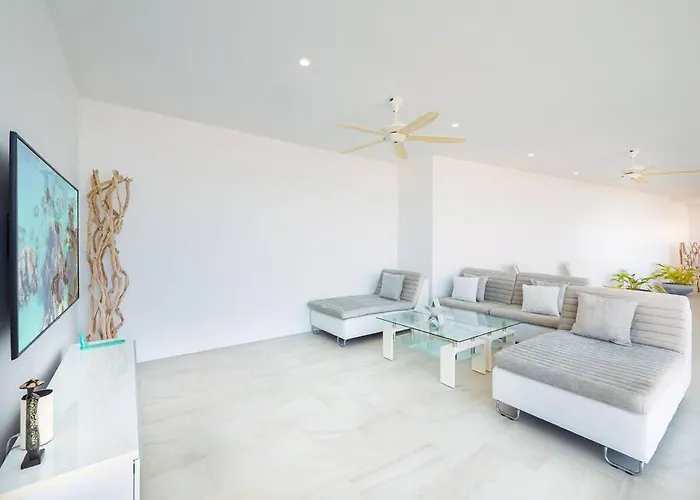 Villa Maviela Sea View 2 Bdr