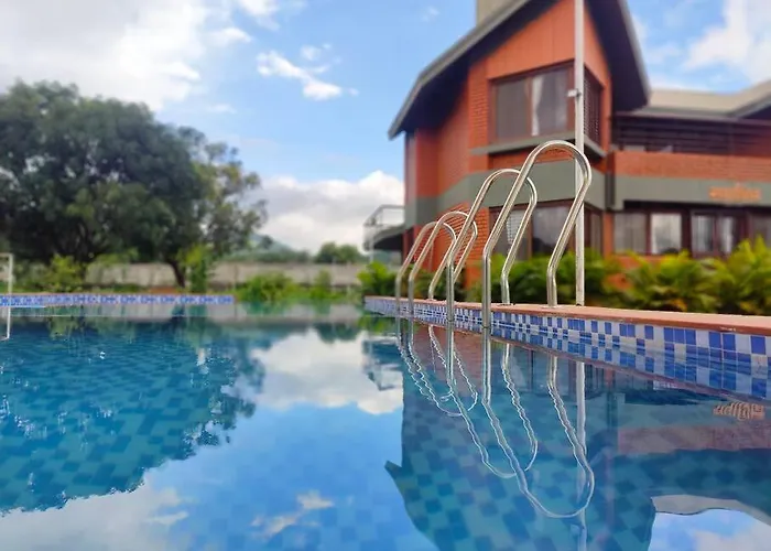 Sadashiv Bungalow - Kudje,3Bhk With Swimming Pool