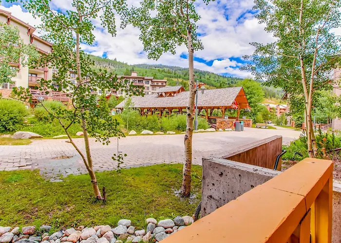 Tucker Mountain Lodge #104