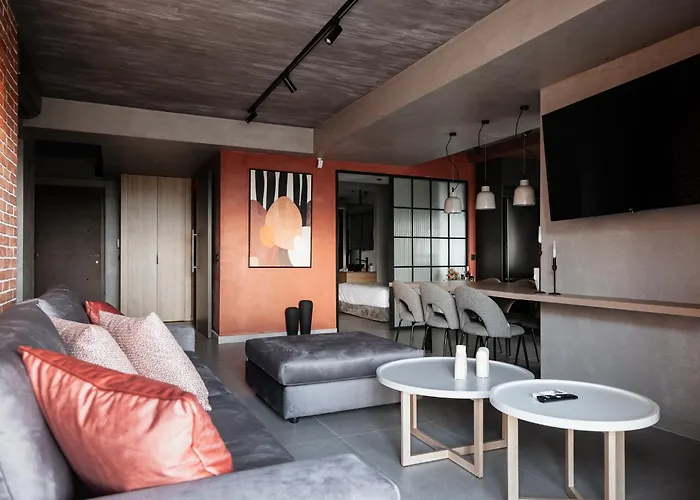 Orama Luxury Suite 3 Bedrooms With Private Pool