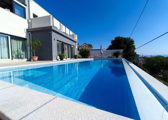 Villa Skyview Mit Infinitypool Und Panorama Meerblick