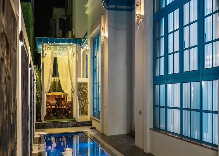 Chuỗi Villa 5 Ngủ Sun Grand Ferria - trung tâm Bãi Cháy- Sát biển