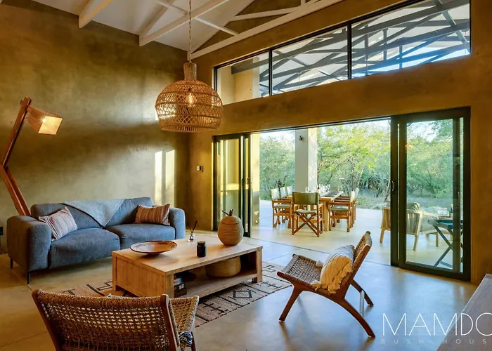 Mamdo Bush House