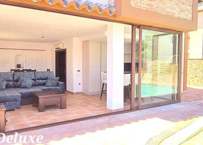 Villa Deluxe Nerja Silhouse
