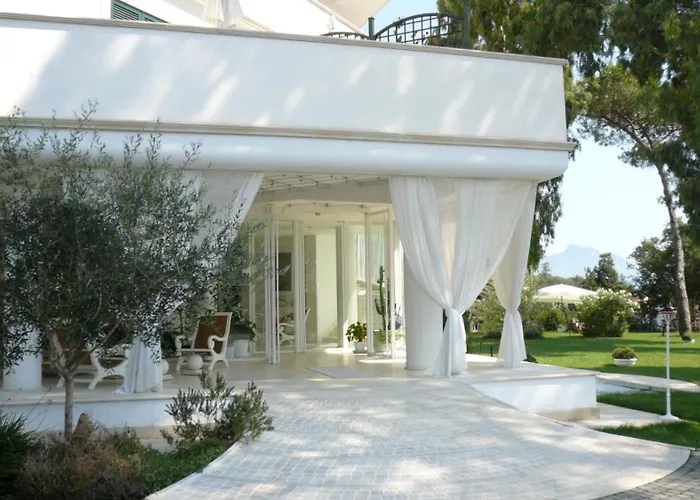 Il San Francesco Charming Hotel