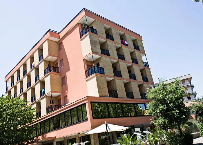 Hotel sulla spiaggia: Hotel Apollo