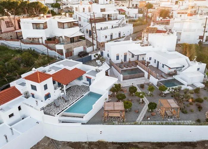 Kalathos Square Luxury Suites