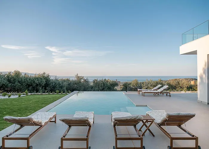 Villa Zefyros With Sea View