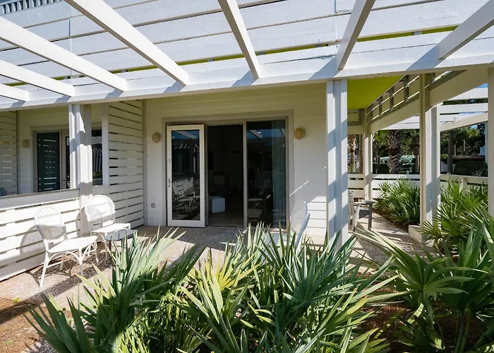 Watercolor Inn & Resort