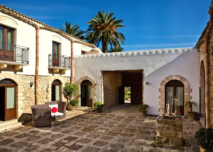 Il Baglio Della Luna Relais