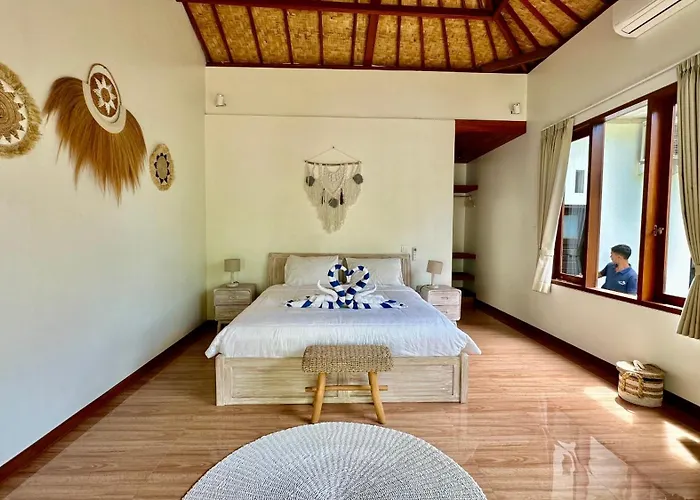 Saka Villa